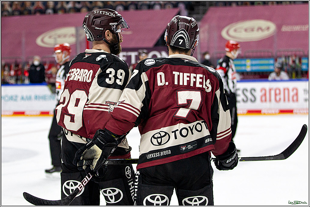 PENNY DEL;  Koelner Haie - Nuernberger Ice Tigers; Koeln, 25.03.2021